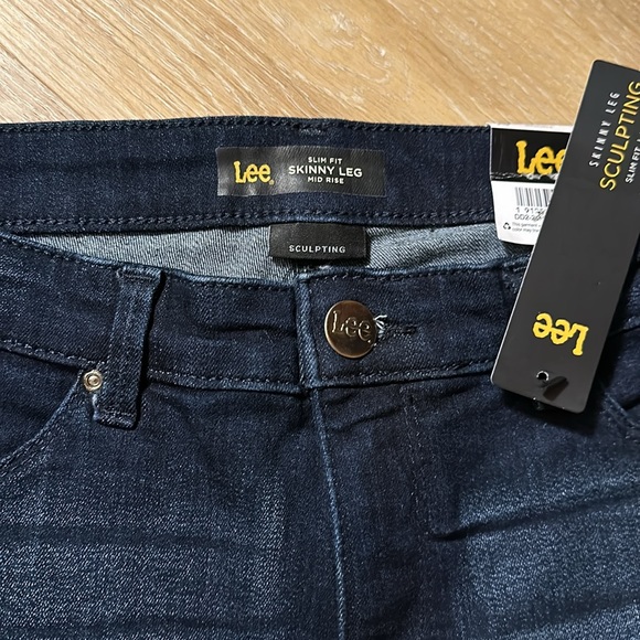 NWT Lee Slim Fit Sculpting Skinny Jeans - Picture 2 of 7